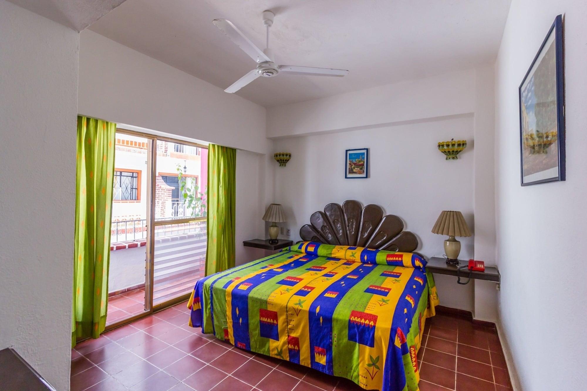 Suites Plaza del Rio - Family Hotel Malecón Centro Puerto Vallarta Exterior foto