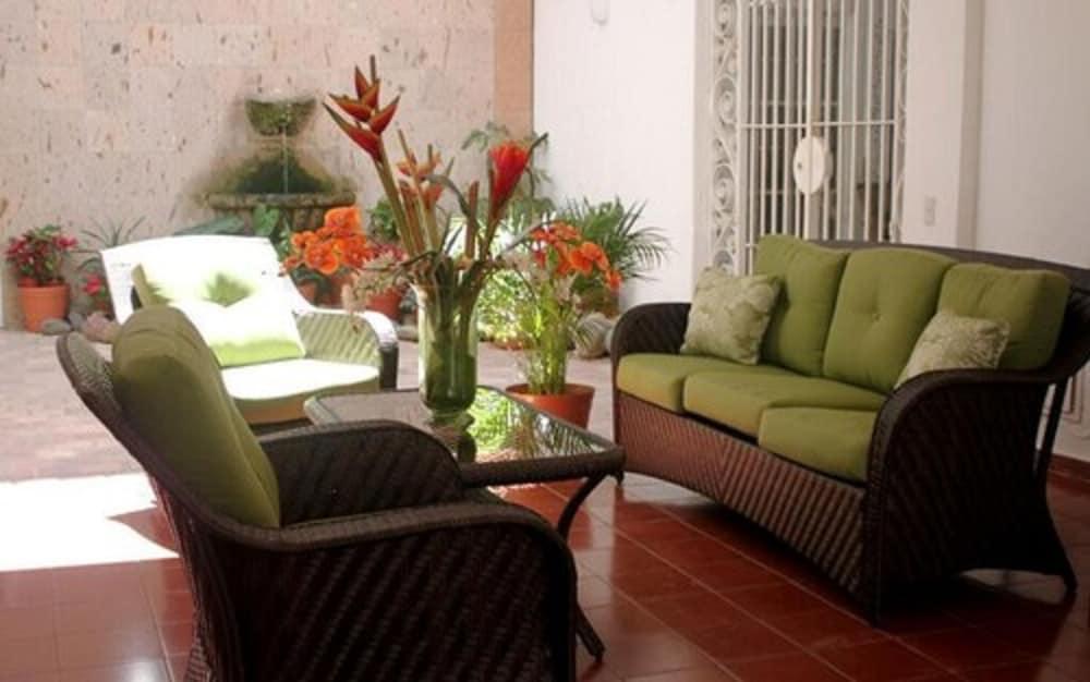Suites Plaza del Rio - Family Hotel Malecón Centro Puerto Vallarta Exterior foto